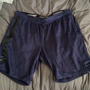 Men’s Navy American Eagle active jogger shorts size large